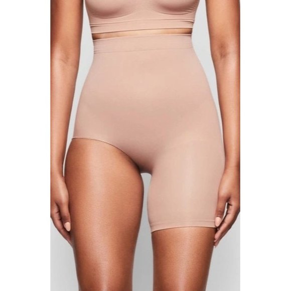 SKIMS Solution Short #2 NEW Shapewear Right Leg Exposed Ochre 2X/3X - Picture 14 of 14
